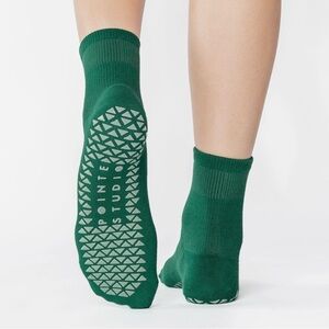 POINTE STUDIO Union Ankle Grip Socks